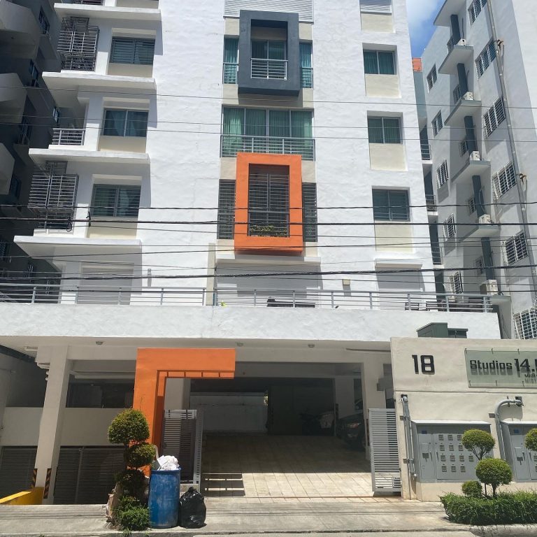 Apto en alquiler o venta, Evaristo Morales, D.N