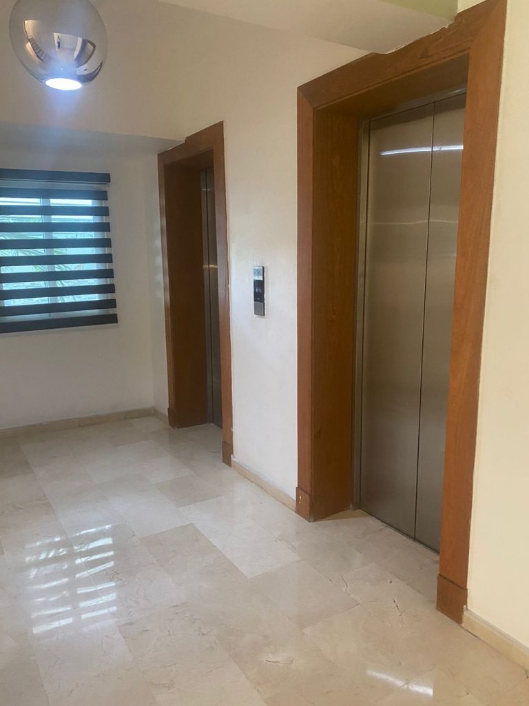 Moderno Apartamento en Alquiler en Evaristo Morales