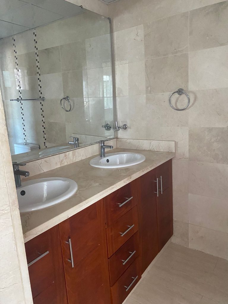 Moderno Apartamento en Alquiler en Evaristo Morales