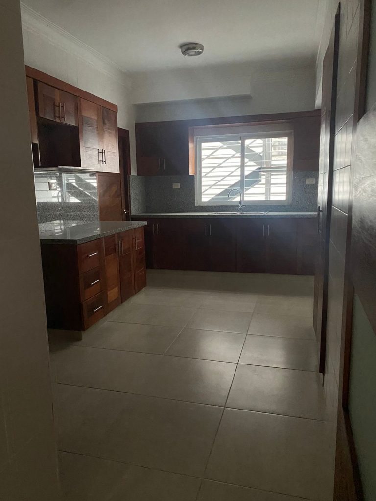 Moderno Apartamento en Alquiler en Evaristo Morales