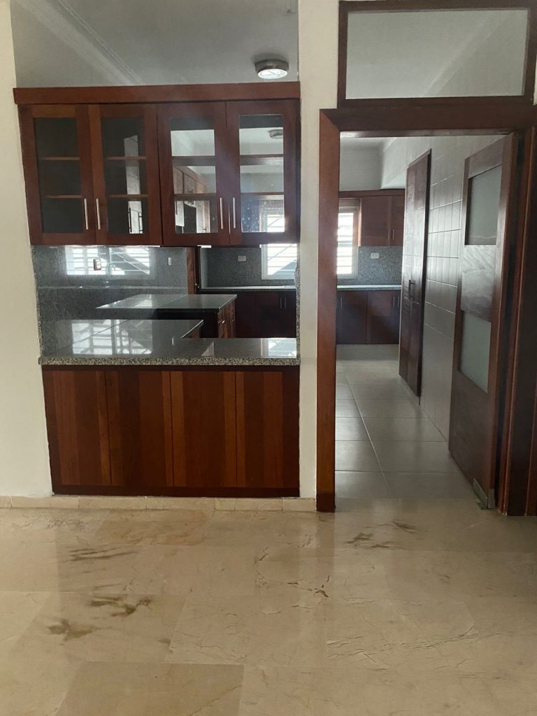 Moderno Apartamento en Alquiler en Evaristo Morales