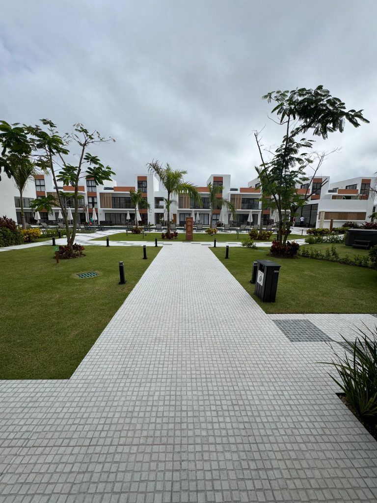 Apartamento nuevo en venta con línea blanca y jacuzzi