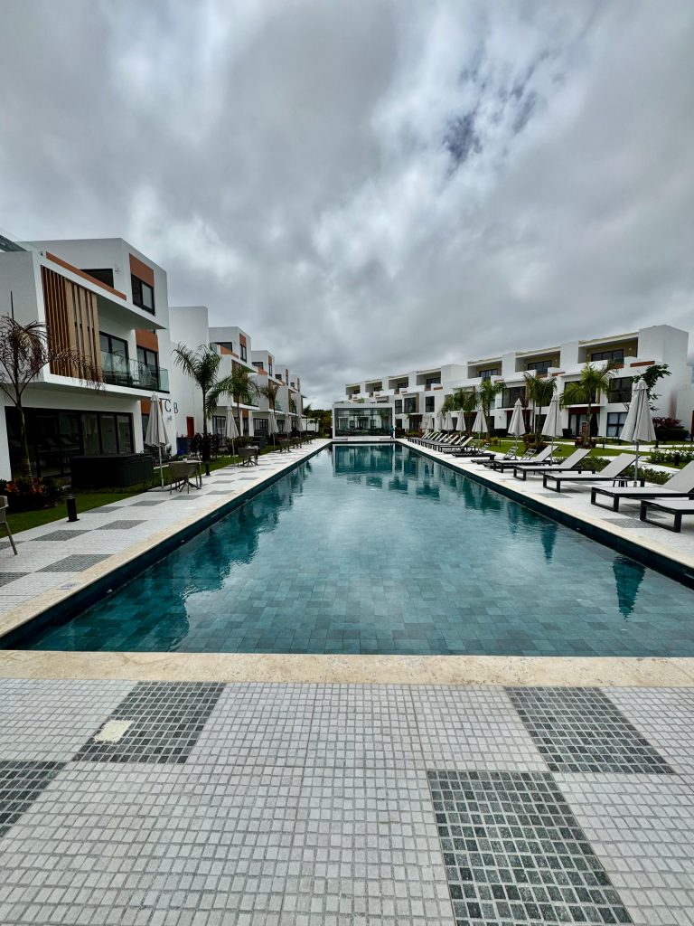 Apartamento nuevo en venta con línea blanca y jacuzzi