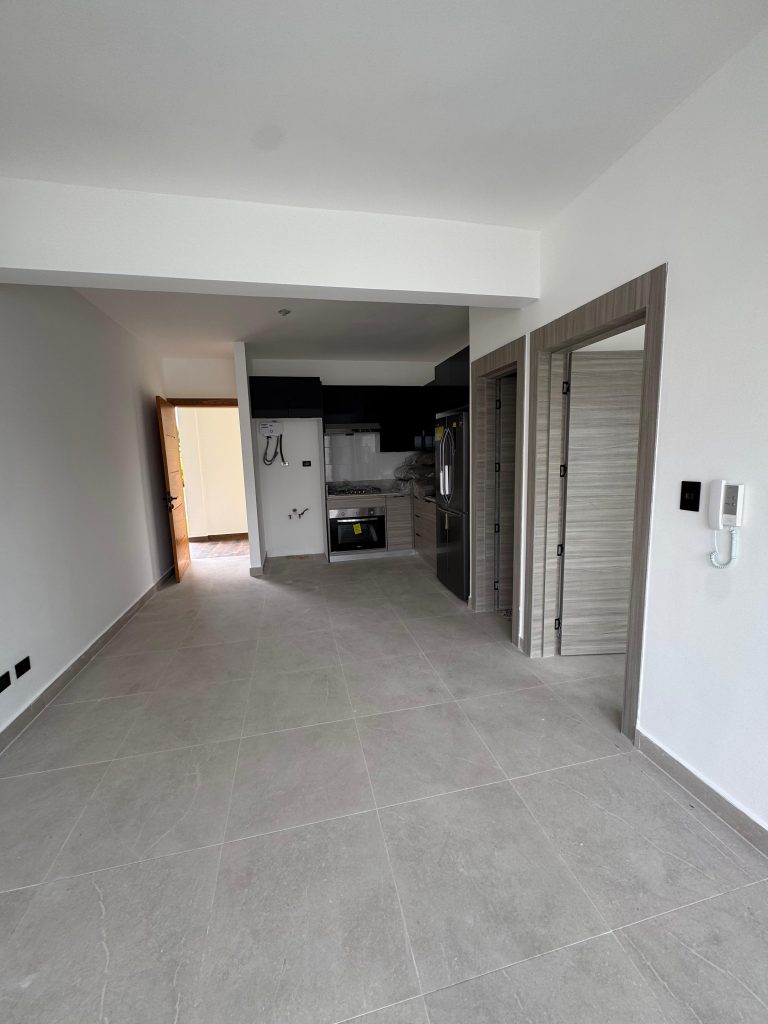 Apartamento nuevo en venta con línea blanca y jacuzzi