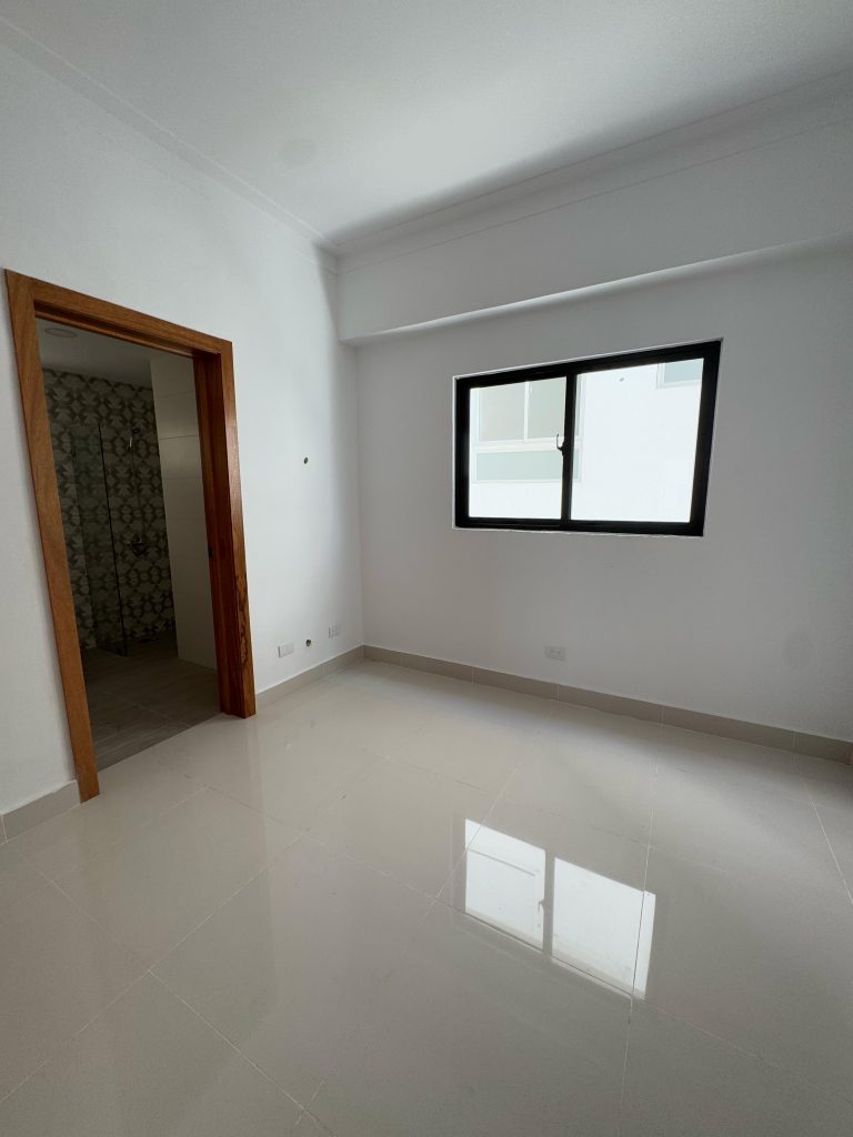Amplio y Moderno Apartamento en Venta en Mirador Sur