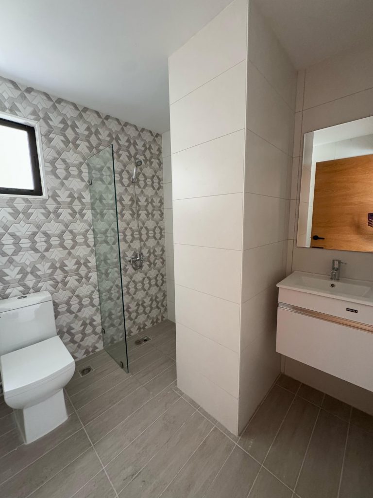 Amplio y Moderno Apartamento en Venta en Mirador Sur