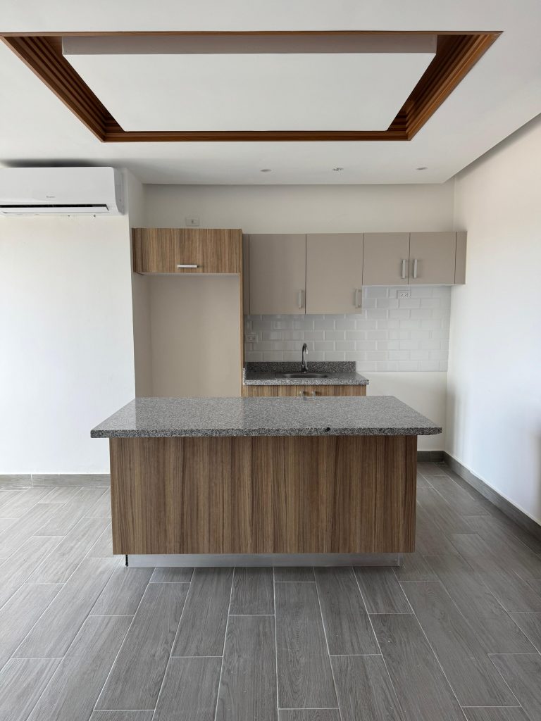 Apartamento en Venta-Prolongación 27 de Febrero