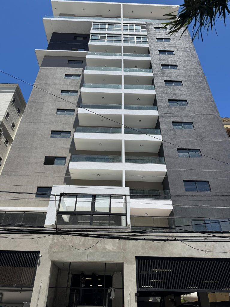 Apartamento en venta en Evaristo Morales – 2 habitaciones