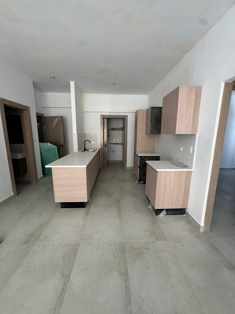 Apartamento en venta en Evaristo Morales – 2 habitaciones