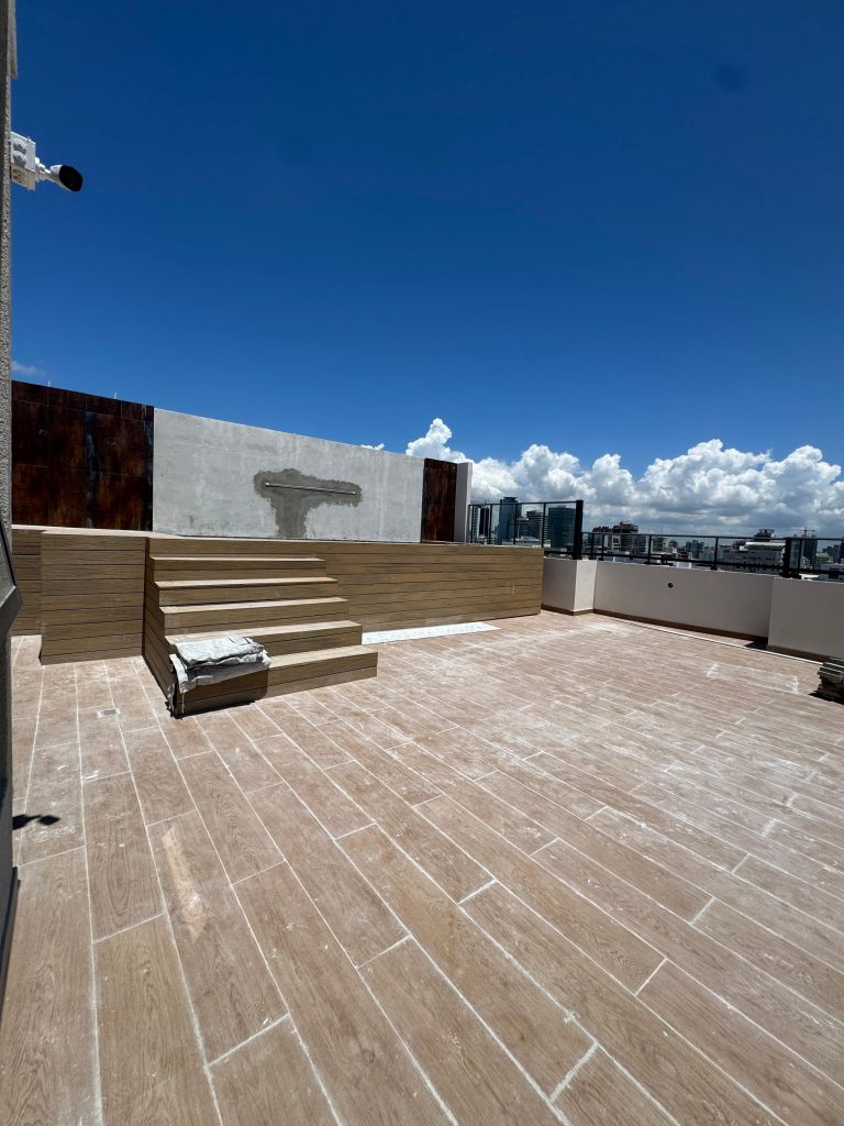 Apartamento en venta en Evaristo Morales – 2 habitaciones