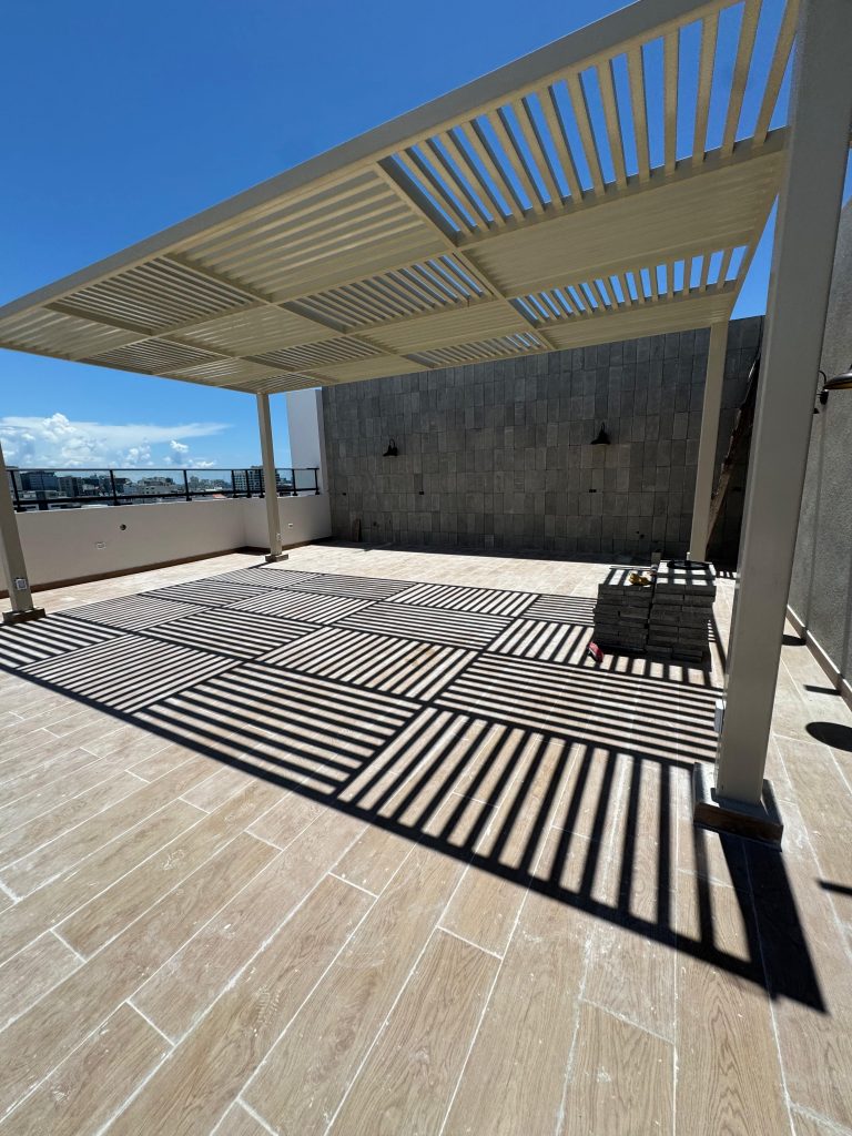 Apartamento en venta en Evaristo Morales – 2 habitaciones