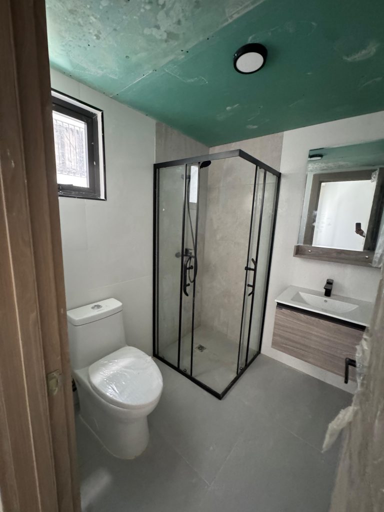 Apartamento en venta en Evaristo Morales – 2 habitaciones