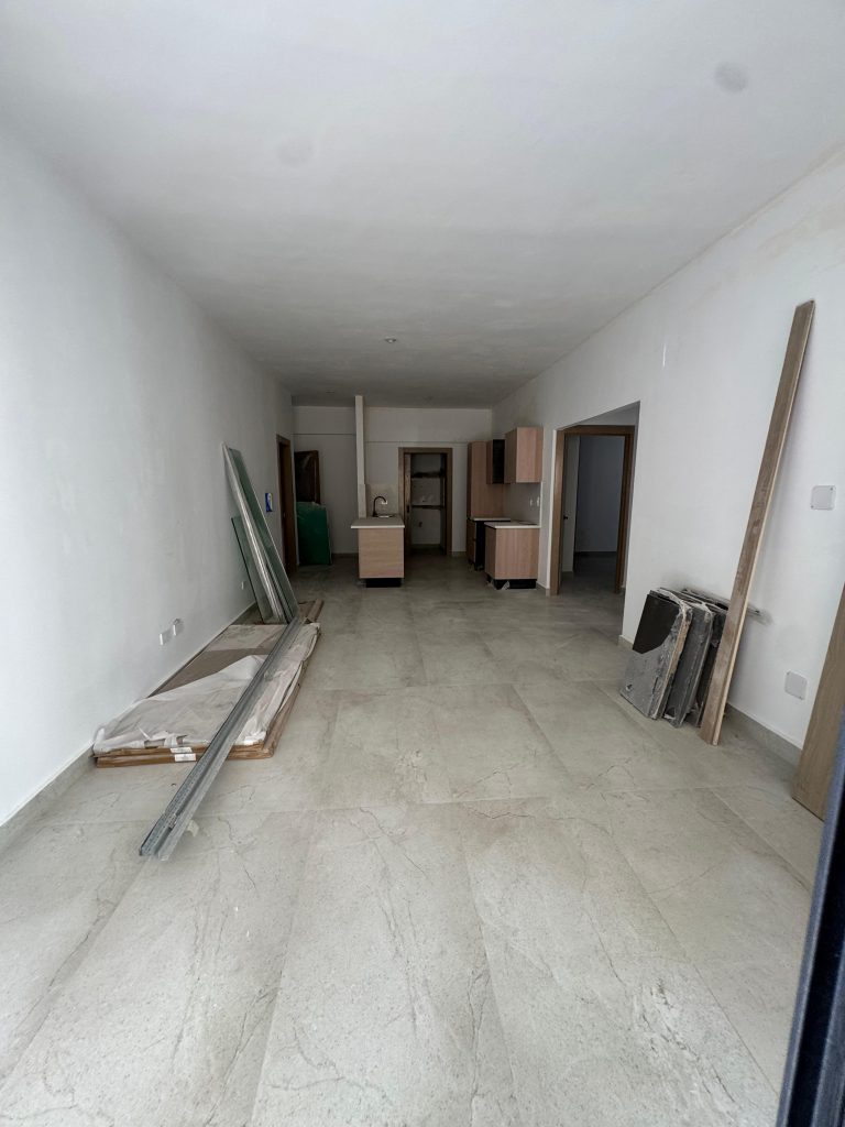 Apartamento en venta en Evaristo Morales – 2 habitaciones