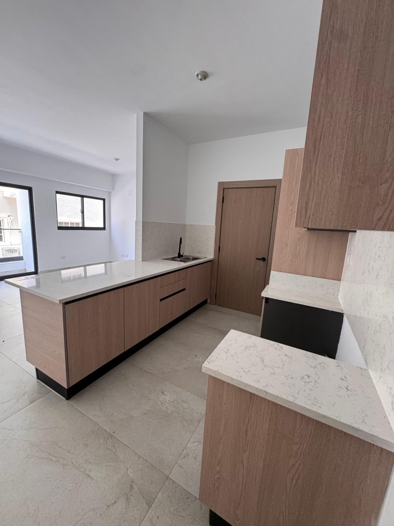 Espectacular Apto nuevo en venta en Evaristo Morales