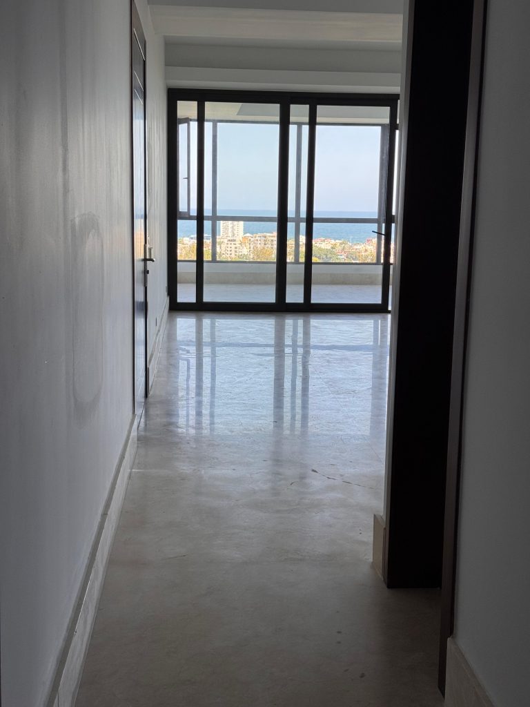 Exclusivo Apartamento de Lujo en Venta en Twin Towers, Av. Anacaona