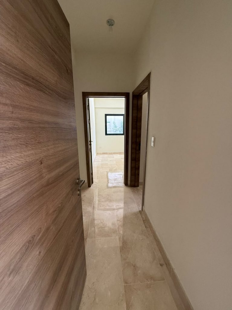 Apartamento en Venta en Serrallés por 376,000$