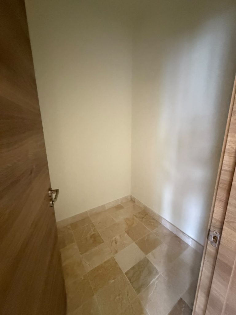 Apartamento en Venta en Serrallés por 376,000$
