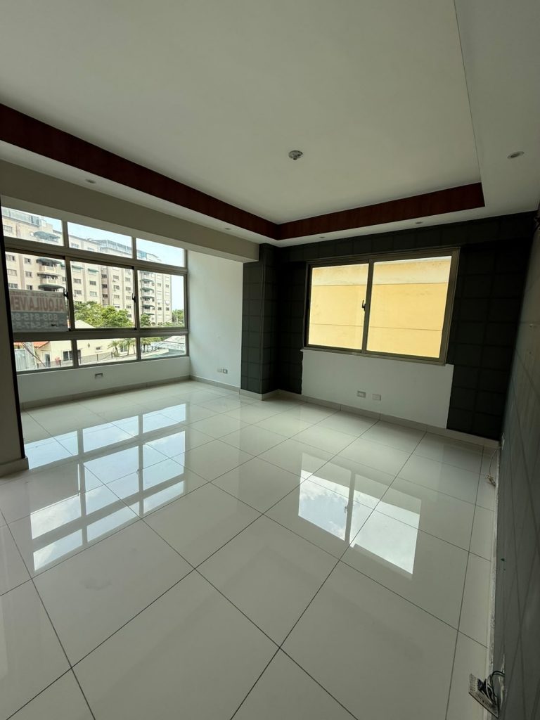 Apartamento en venta o alquiler en los Cacicazgos