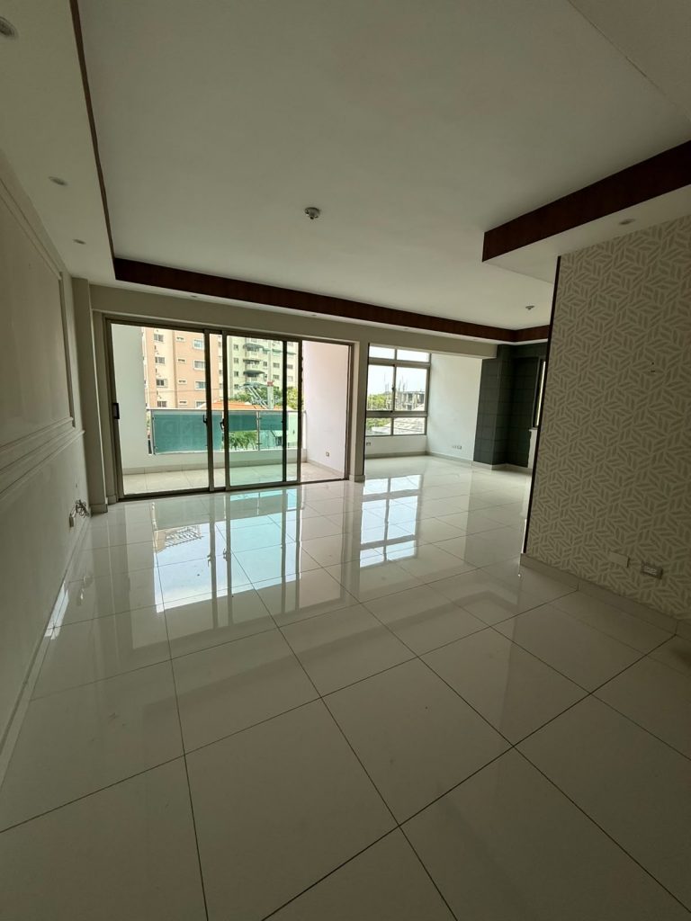 Apartamento en venta o alquiler en los Cacicazgos