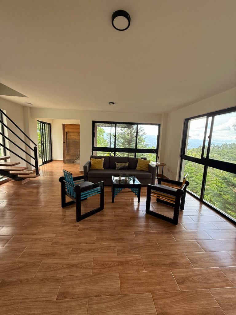 Villa de montaña en venta en Tatón, San José de Ocoa | 3,995 m² de terreno