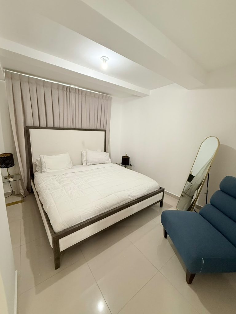 Apartamento tipo PH en venta amueblado en Serrallés