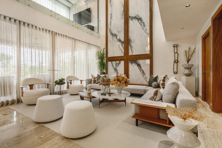 Villa de lujo amueblada con vista al golf y al lago | La Estancia Golf & Country Club